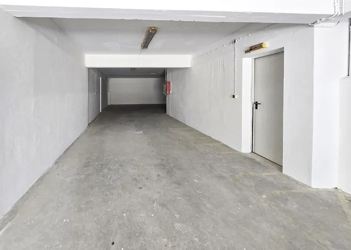 Rocha Ochre Haven Portimão