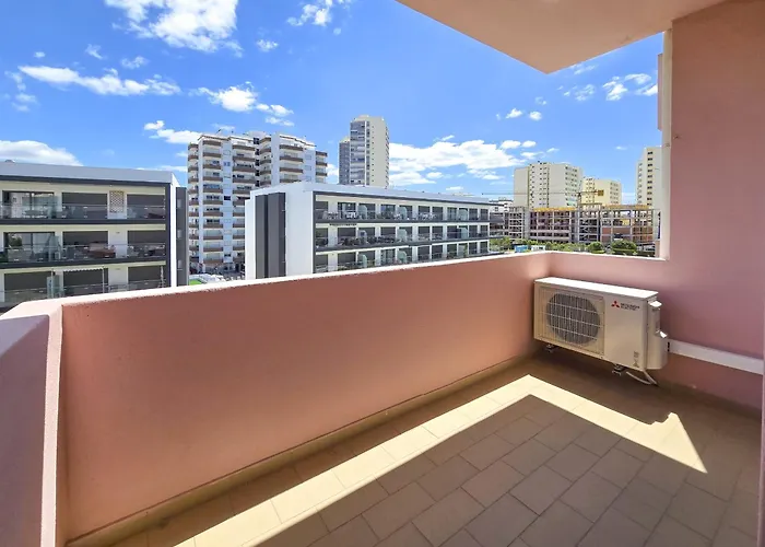 Rocha Ochre Haven Portimão