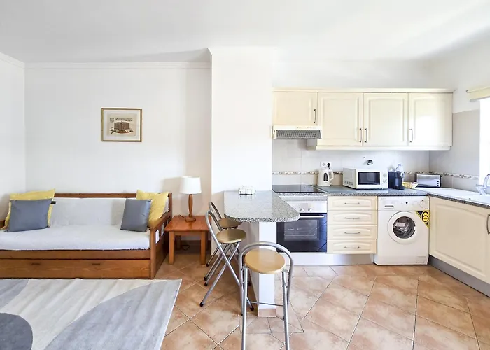 Rocha Ochre Haven Appartement *