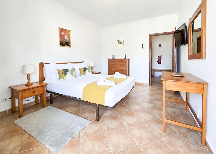 Rocha Ochre Haven Appartement *